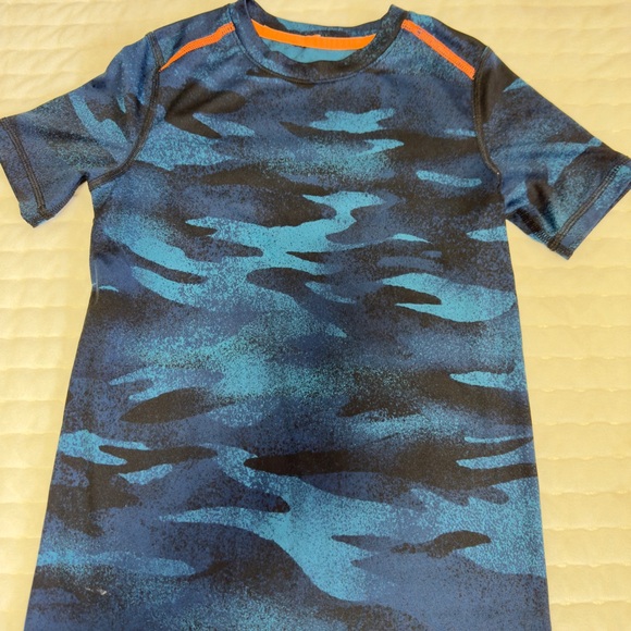 All in Motion Kids' Blue and Black Camo Rashguard - Picture 1 of 3